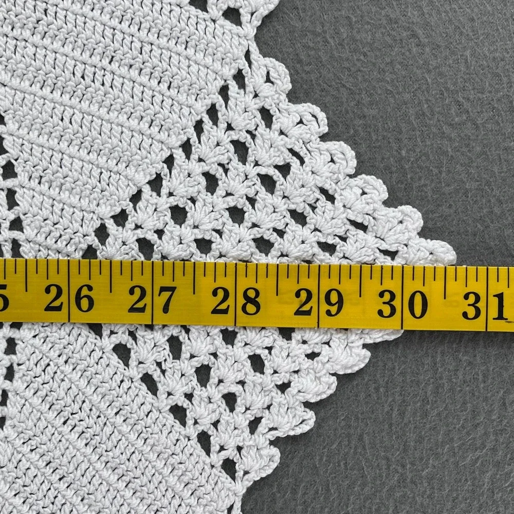 Vintage Round White Cotton Crochet Starburst Lace Tablecloth 30 Inch Doily Boho